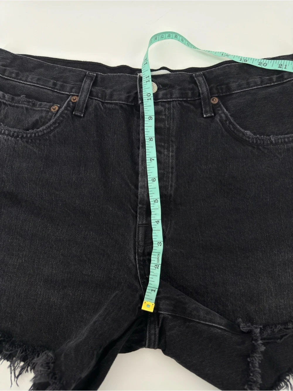 AGOLDE Parker Long Denim short 30 Vintage Cut-Off raw hem frayed high rise black